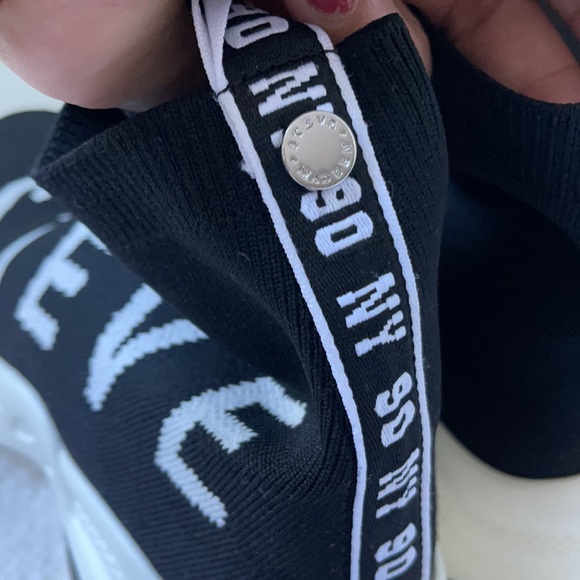 Steve Madden Maestro black knit shoes - Picture 7 of 10